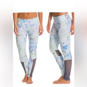 Alo Yoga runway floral mesh legging